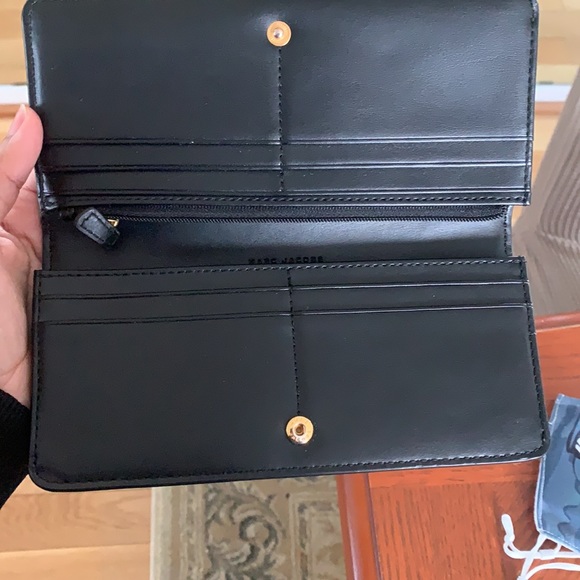 Marc Jacobs Wallet - Picture 4 of 4